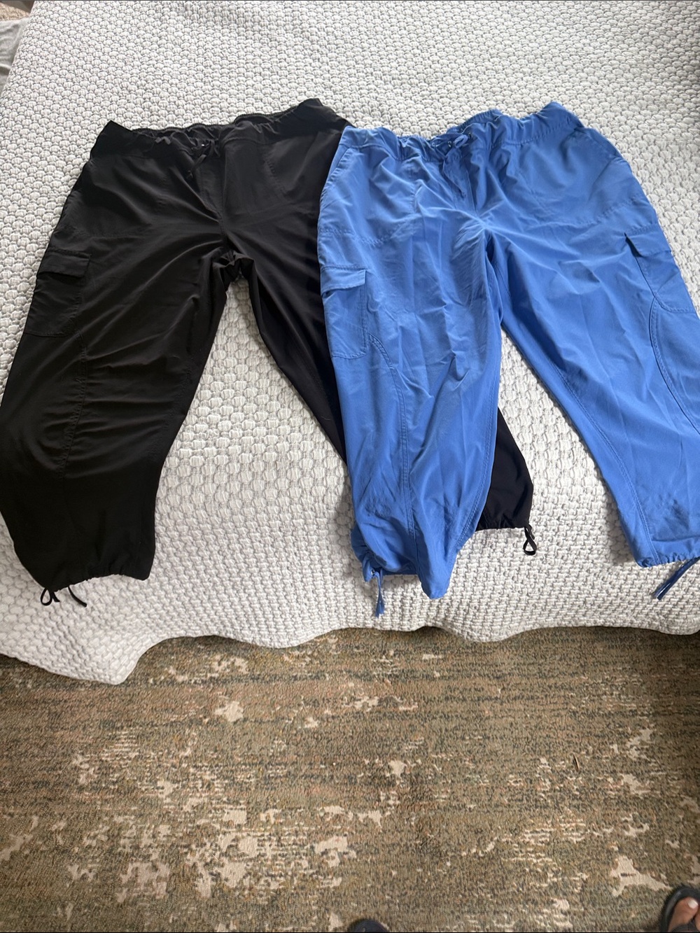Chico’s Capri cargo pants set of 2